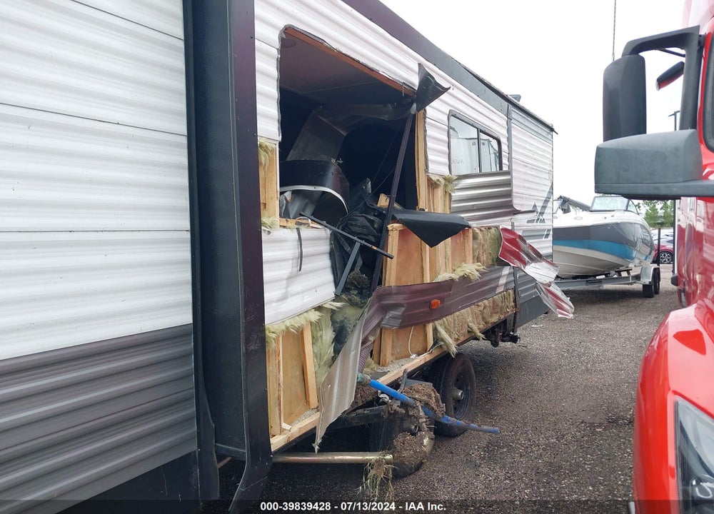 2022 COLORADO M-30BHC VIN: 4YDTC0N25N8950651