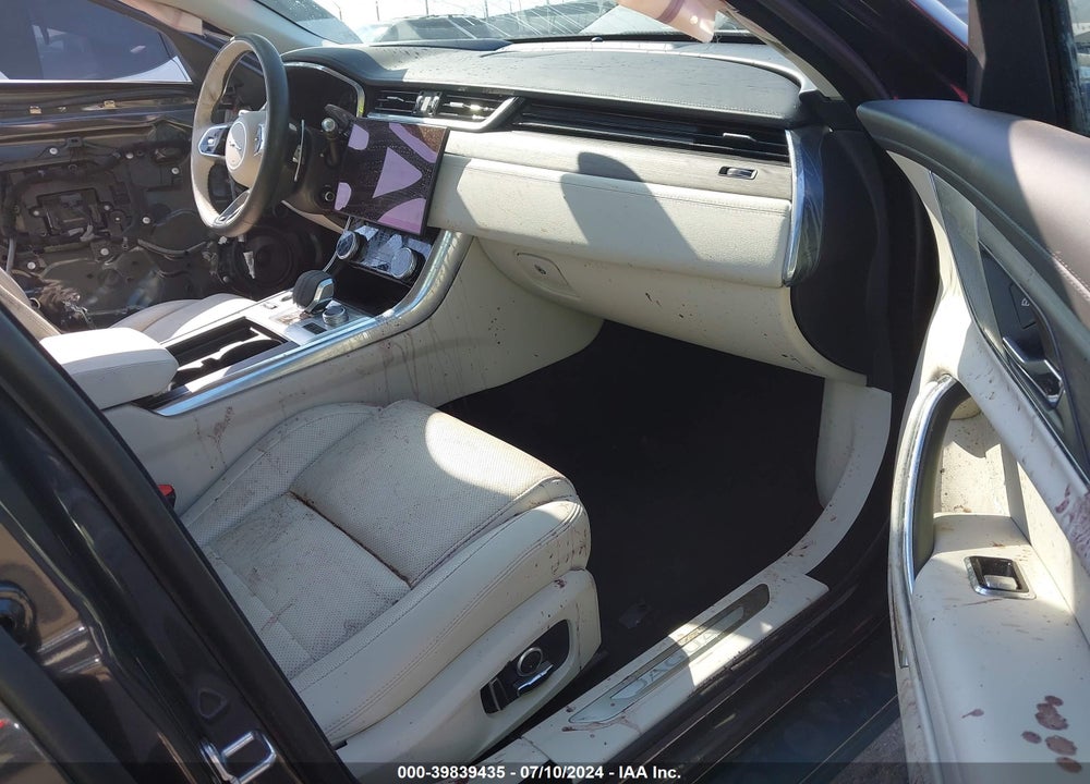 2022 JAGUAR XF SE P250 RWD AUTOMATIC VIN: SAJBG4FX9NCY90666