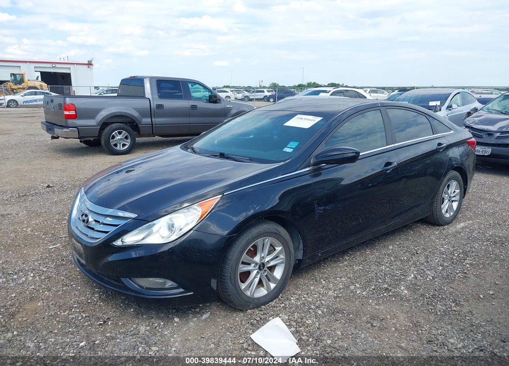 2013 HYUNDAI SONATA GLS VIN: 5NPEB4AC4DH623064