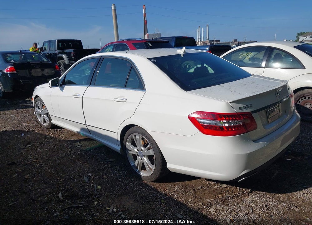 2013 MERCEDES-BENZ E 350 4MATIC VIN: WDDHF8JB0DA670153