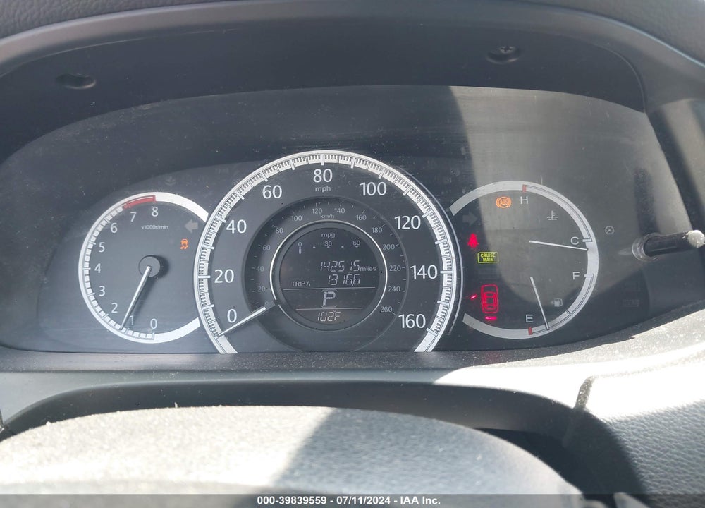 2015 HONDA ACCORD LX VIN: 1HGCR2F31FA036378