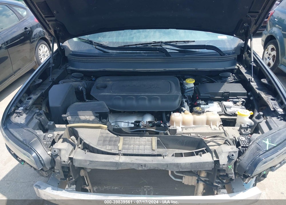 2019 JEEP CHEROKEE LATITUDE PLUS 4X4 VIN: 1C4PJMLB2KD354954
