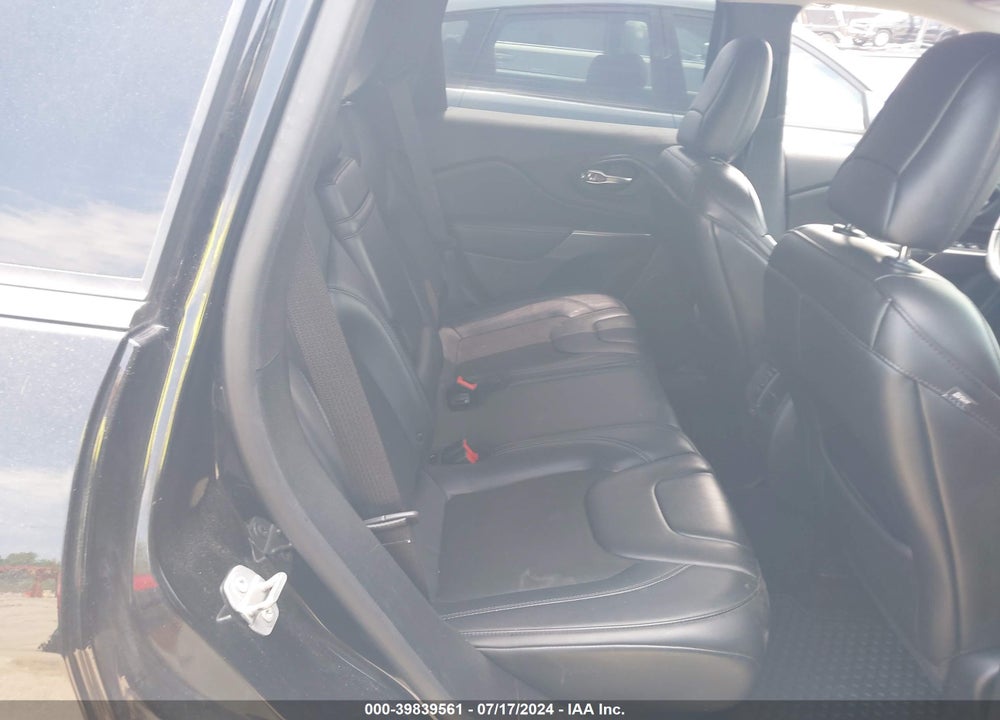 2019 JEEP CHEROKEE LATITUDE PLUS 4X4 VIN: 1C4PJMLB2KD354954