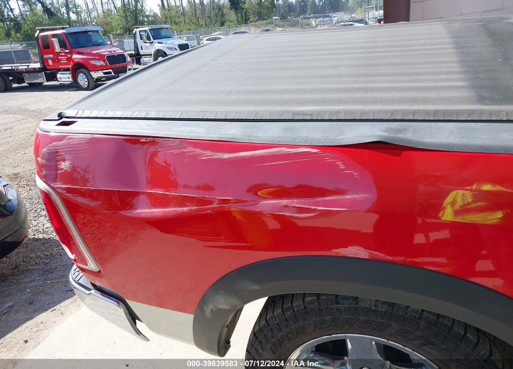 2013 RAM 1500 LAIE VIN: 1C6RR7NT4DS592187