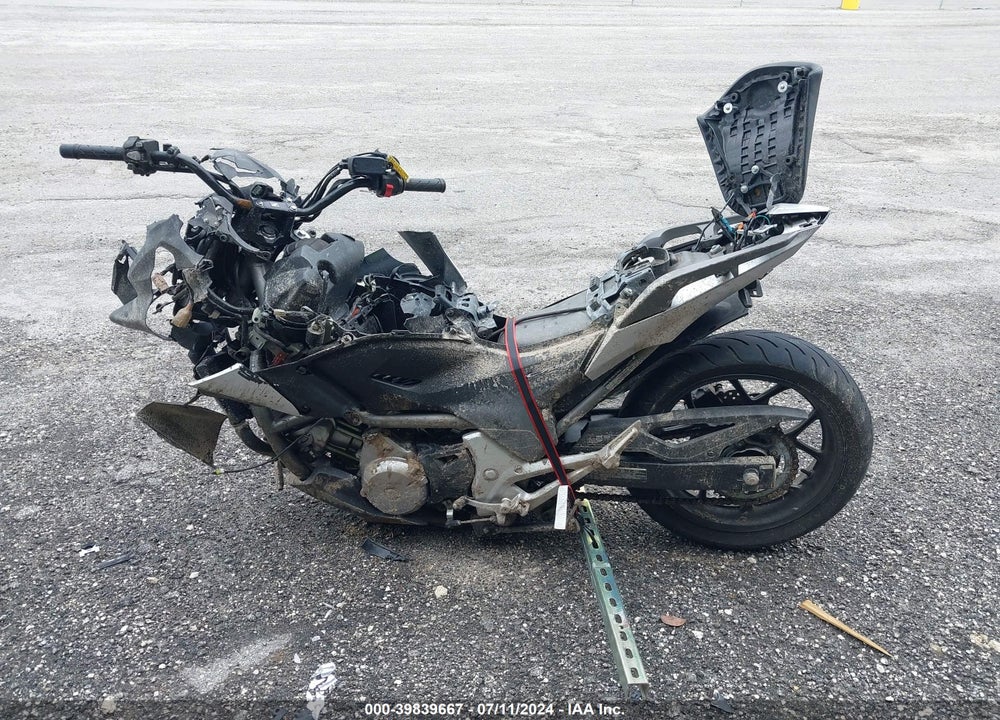 2012 HONDA NC700X VIN: JH2RC6359CK001897
