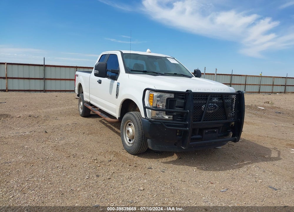 2017 FORD F-250 XL VIN: 1FT7X2B68HEE33913