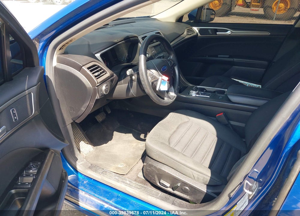2017 FORD FUSION SE VIN: 3FA6P0H78HR330607