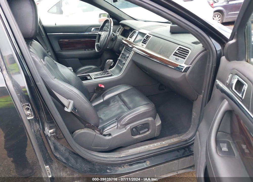 2011 LINCOLN MKS ECOBOOST VIN: 1LNHL9FT9BG609092