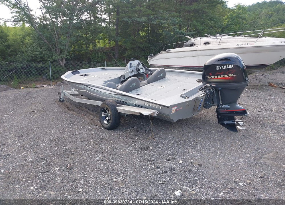 2022 EXPRESS BASSBOAT VIN: JBC05321L122