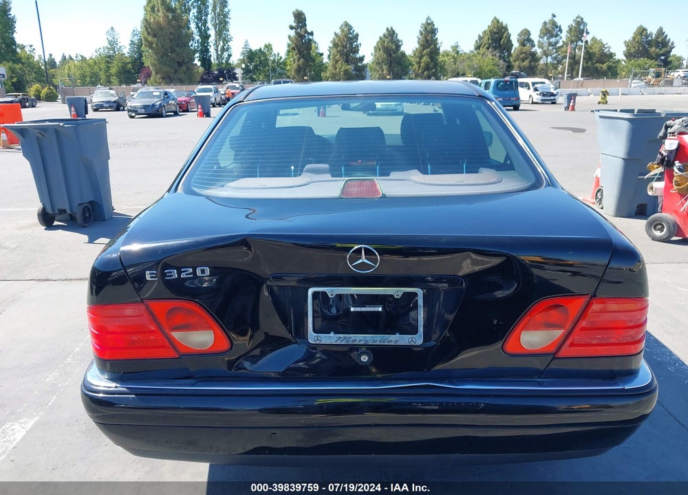 1998 MERCEDES-BENZ E 320 VIN: WDBJF65F6WA617682