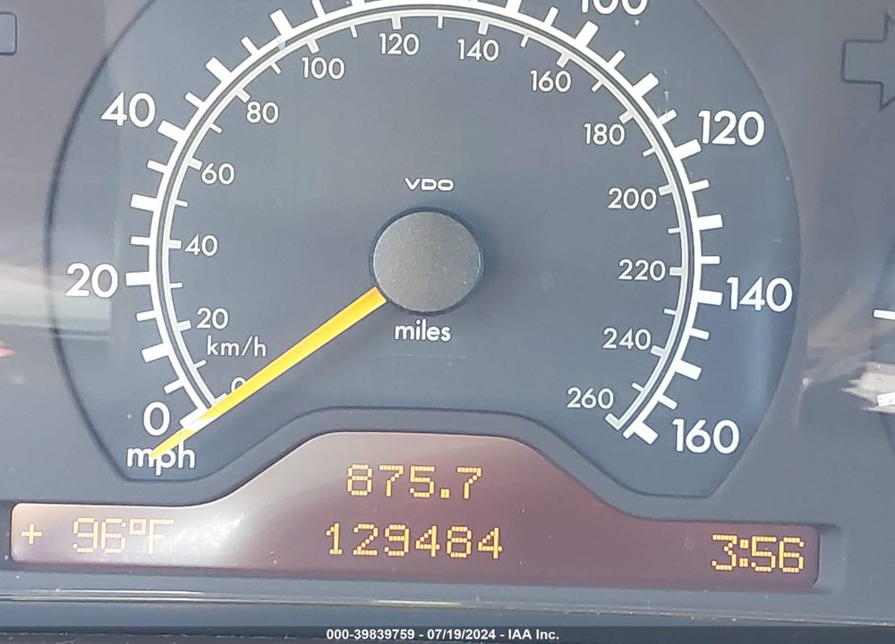 1998 MERCEDES-BENZ E 320 VIN: WDBJF65F6WA617682