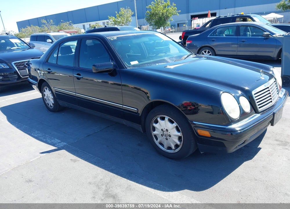 1998 MERCEDES-BENZ E 320 VIN: WDBJF65F6WA617682