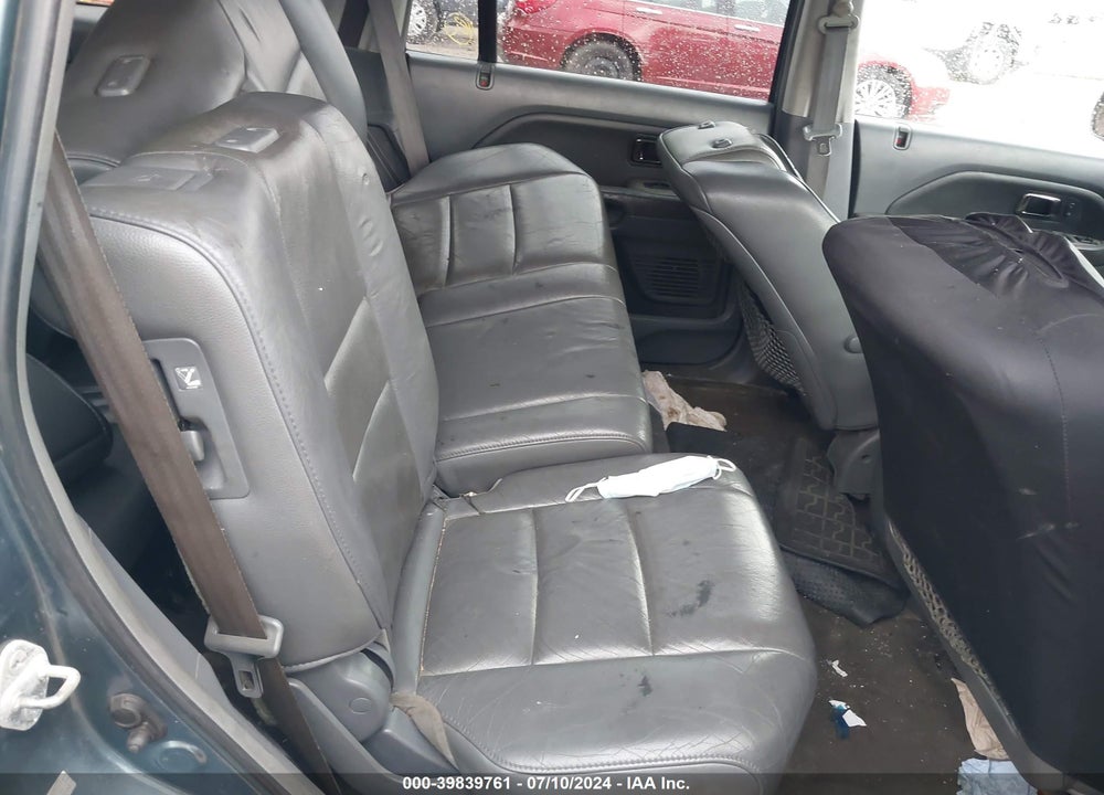 2007 HONDA PILOT EX-L VIN: 5FNYF286X7B008012