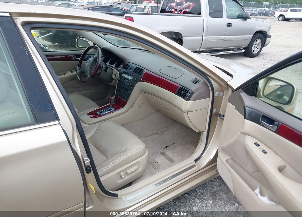 2004 LEXUS ES 330 VIN: JTHBA30G545045107