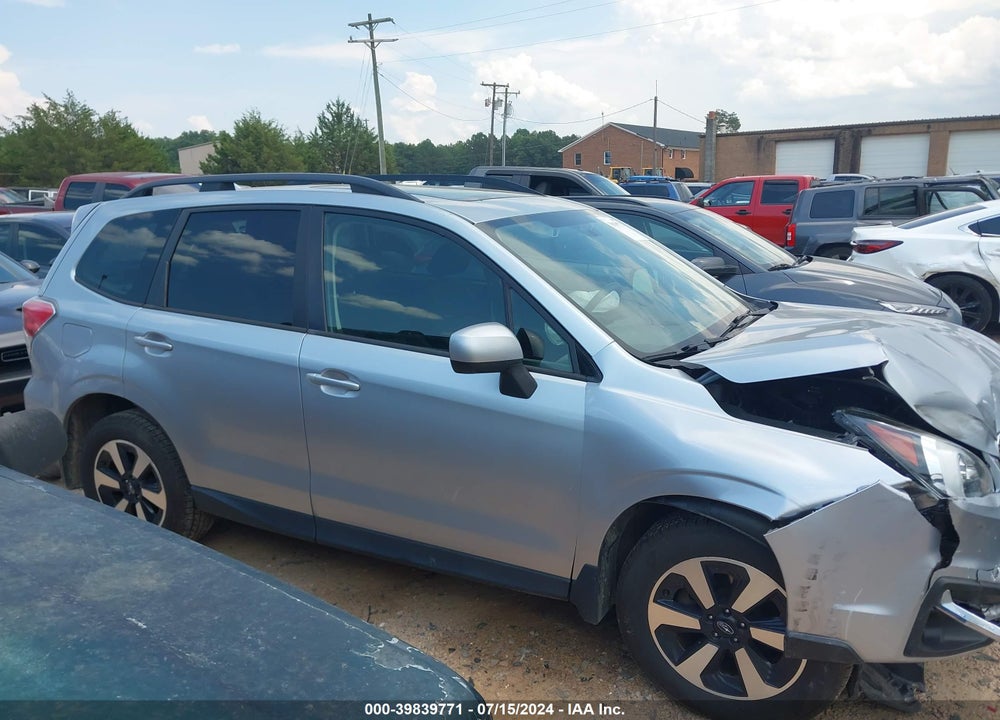 2017 SUBARU FORESTER PREMIUM VIN: JF2SJAGC1HH595189