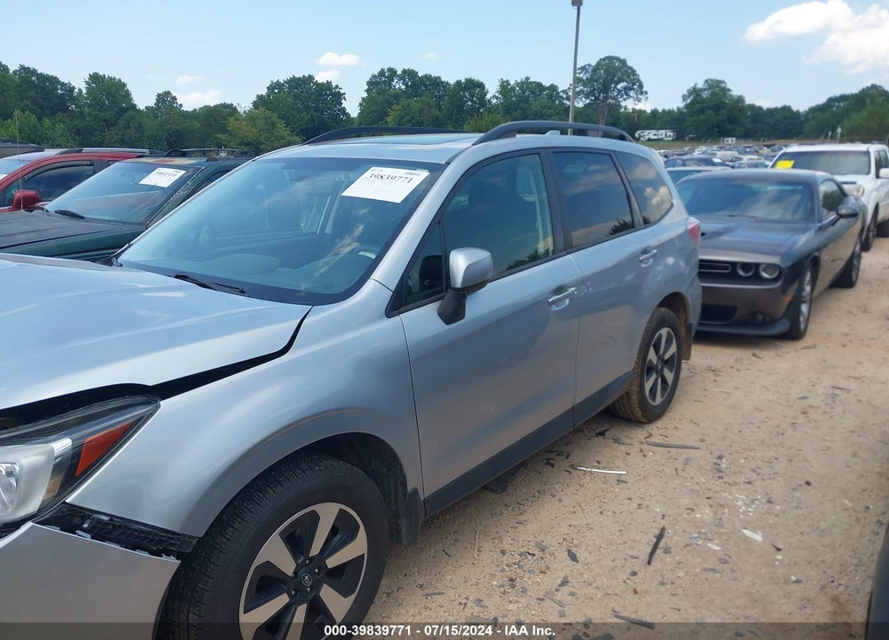 2017 SUBARU FORESTER PREMIUM VIN: JF2SJAGC1HH595189