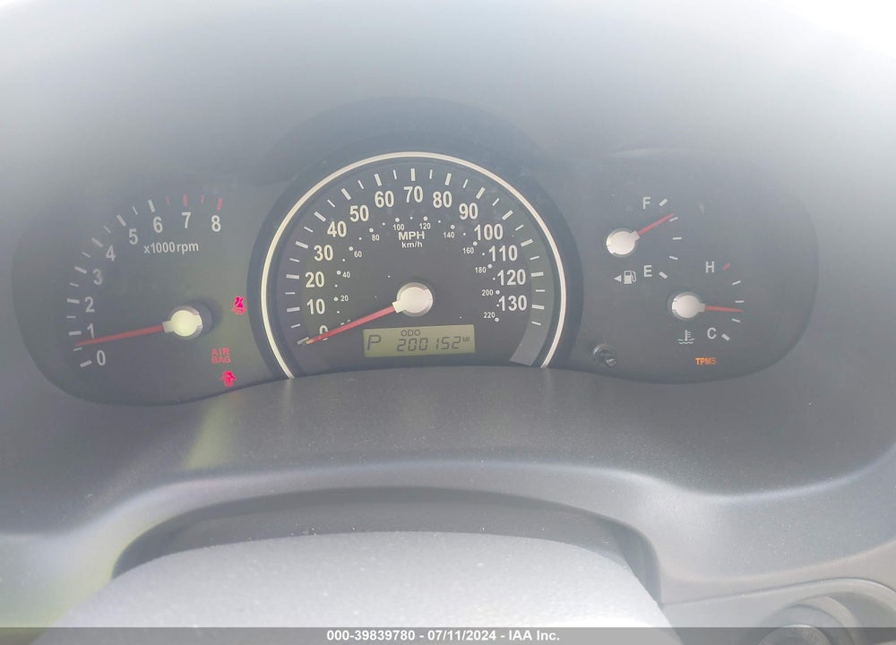 2010 KIA SEDONA VIN: KNDMG4C37A6350654