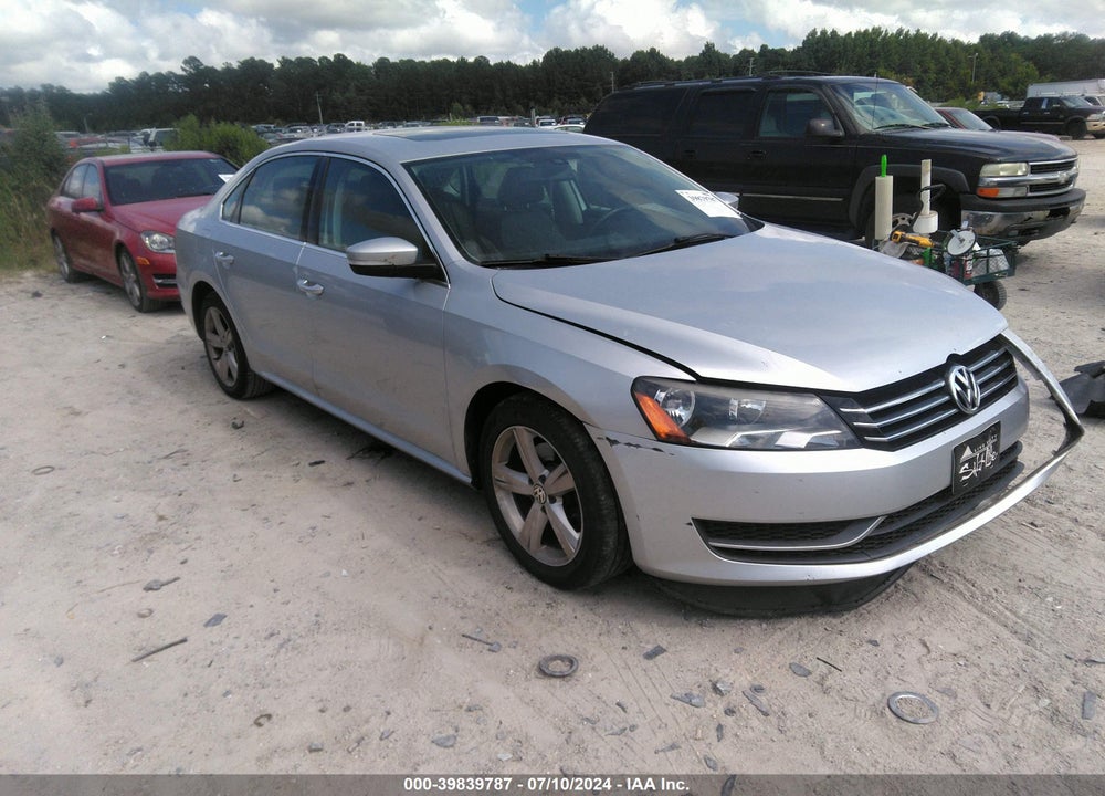 2013 VOLKSWAGEN PASSAT 2.5L SE VIN: 1VWBP7A34DC010991