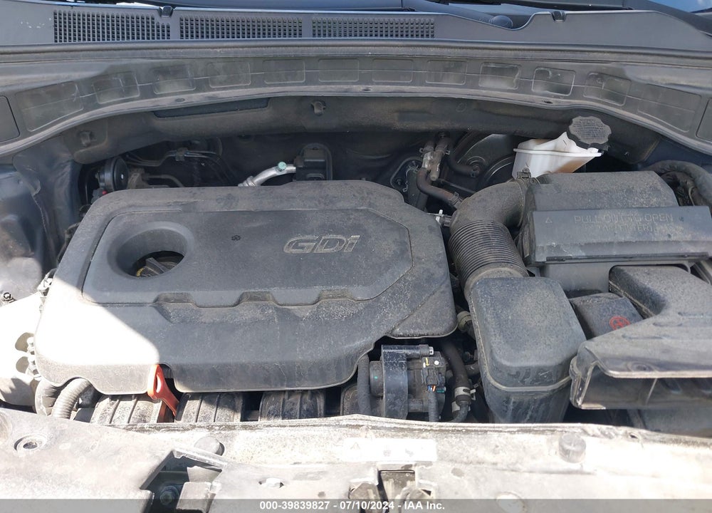2017 HYUNDAI SANTA FE SPORT 2.4L VIN: 5XYZTDLB5HG496700
