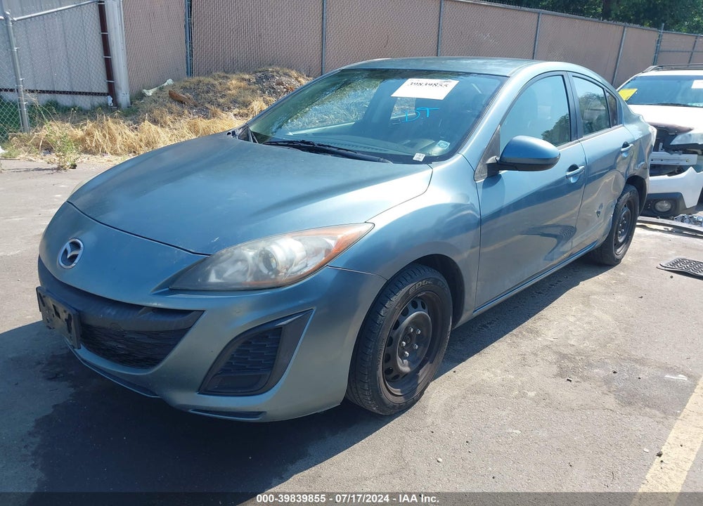2010 MAZDA 3 I SPORT VIN: JM1BL1SG2A1240582