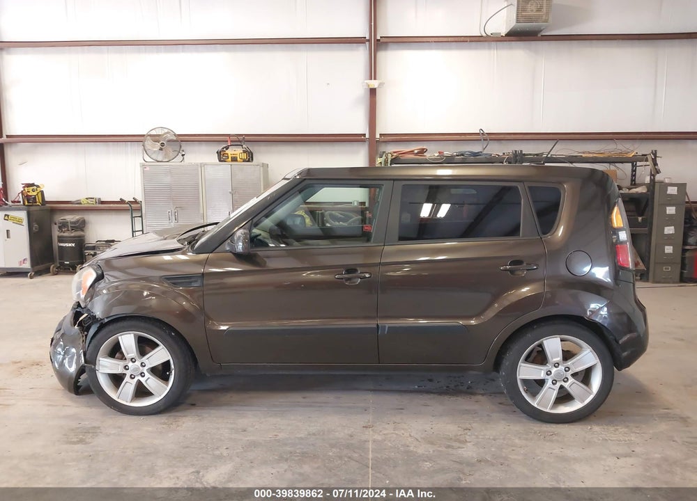 2011 KIA SOUL VIN: KNDJT2A25B7215925