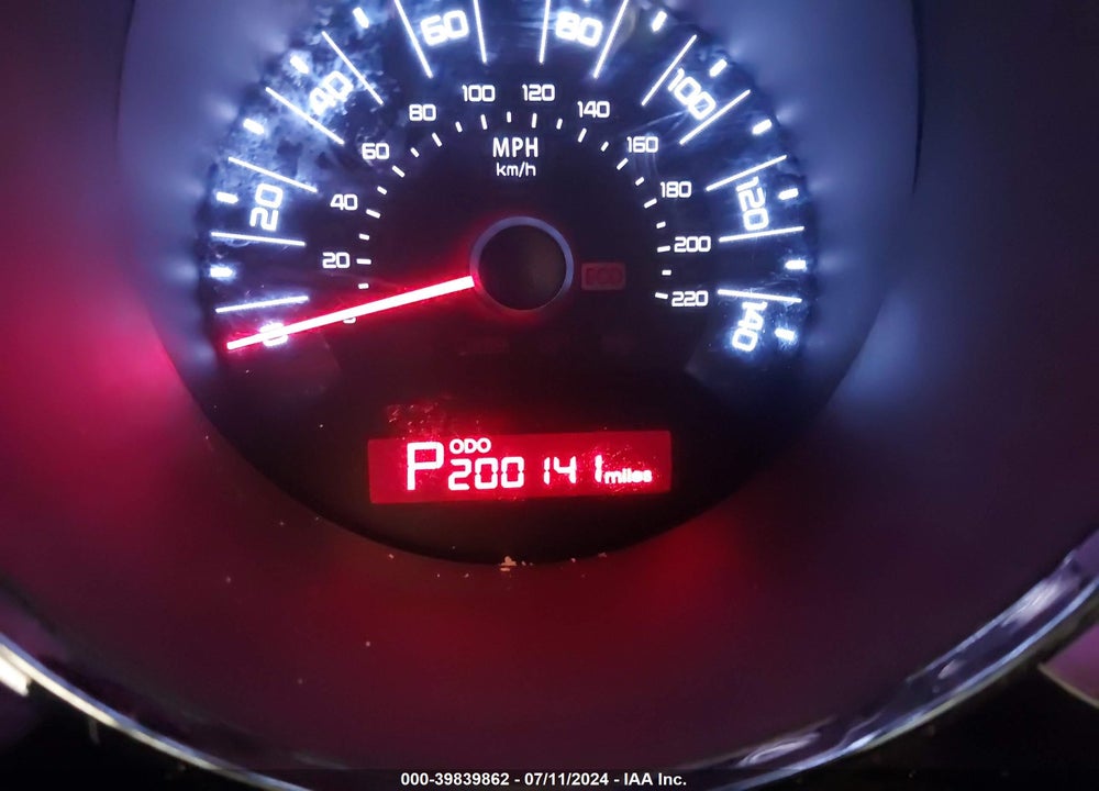 2011 KIA SOUL VIN: KNDJT2A25B7215925