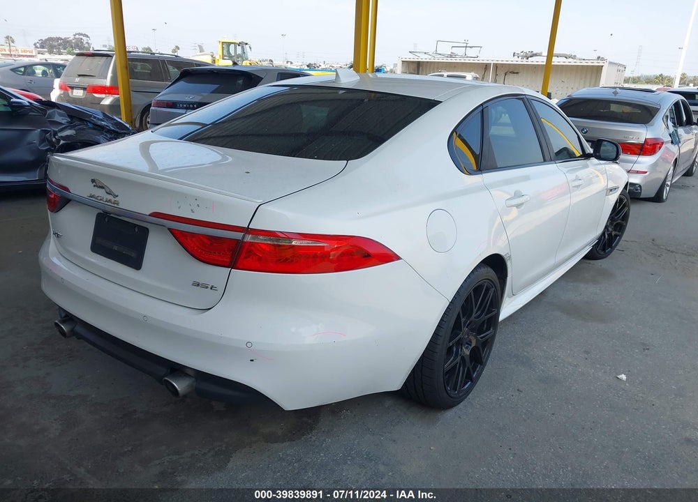 2016 JAGUAR XF 35T R-SPORT VIN: SAJBF4BV6GCY06250