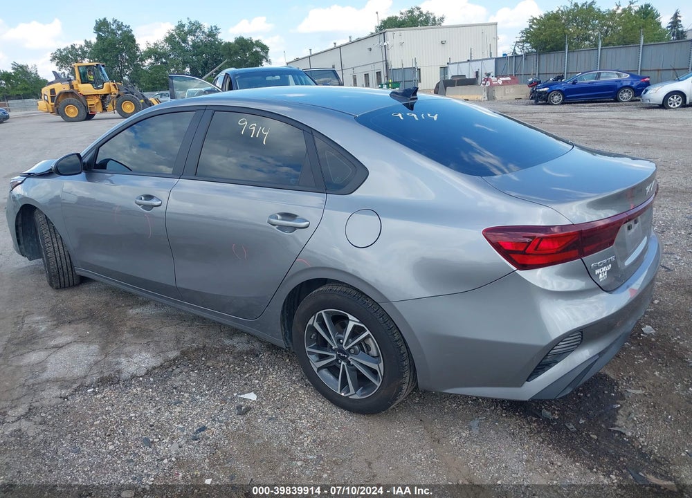 2023 KIA FORTE LXS VIN: 3KPF24AD1PE686032
