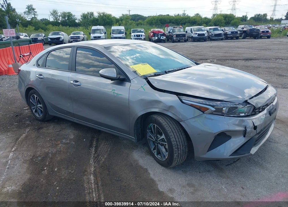 2023 KIA FORTE LXS VIN: 3KPF24AD1PE686032