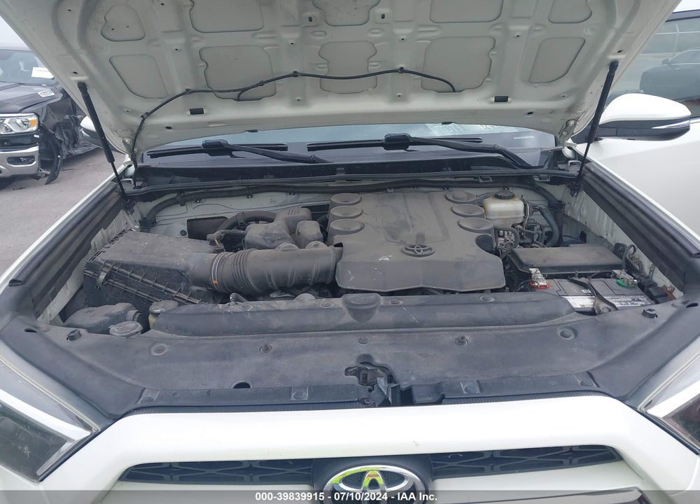 2014 TOYOTA 4RUNNER VIN: JTEZU5JR0E5079861