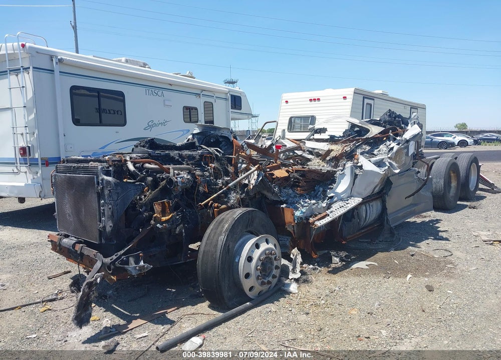2016 FREIGHTLINER CASCADIA 125 VIN: 1FUJGLD58GLHC9063