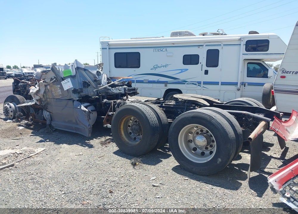 2016 FREIGHTLINER CASCADIA 125 VIN: 1FUJGLD58GLHC9063