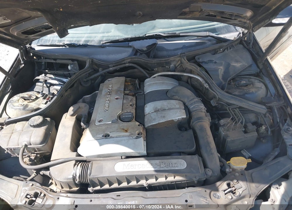 2002 MERCEDES-BENZ C 230 VIN: WDBRN47JX2A267480