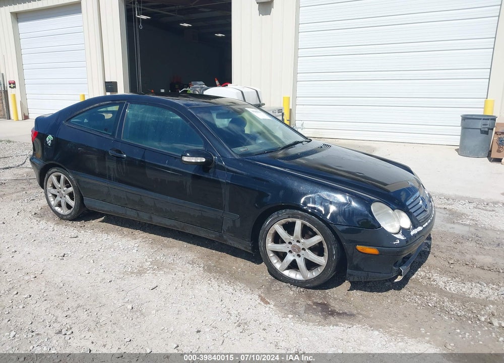 2002 MERCEDES-BENZ C 230 VIN: WDBRN47JX2A267480