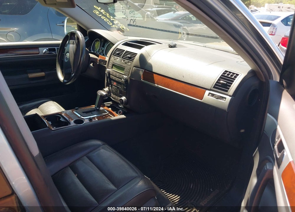 2006 VOLKSWAGEN TOUAREG V6 VIN: WVGZG77L56D026456