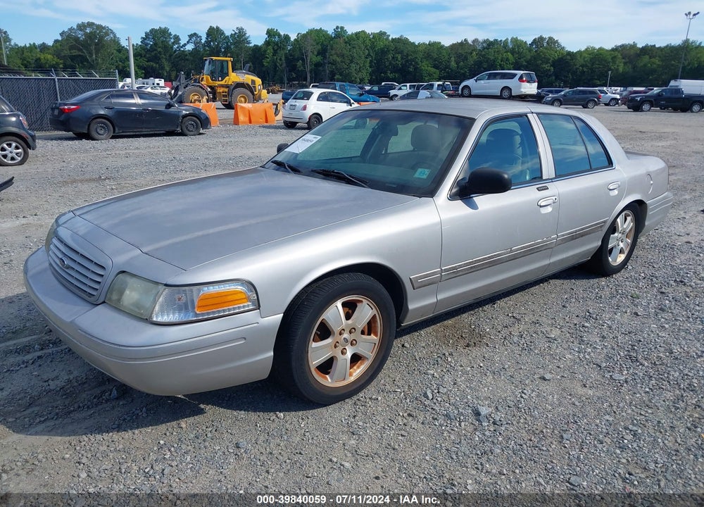 2007 FORD CROWN VICTORIA LX VIN: 2FAFP74V37X133051