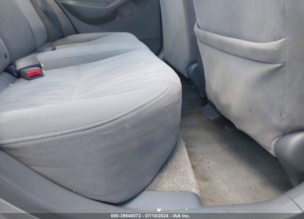 2005 HONDA CIVIC LX VIN: 2HGES16545H506430