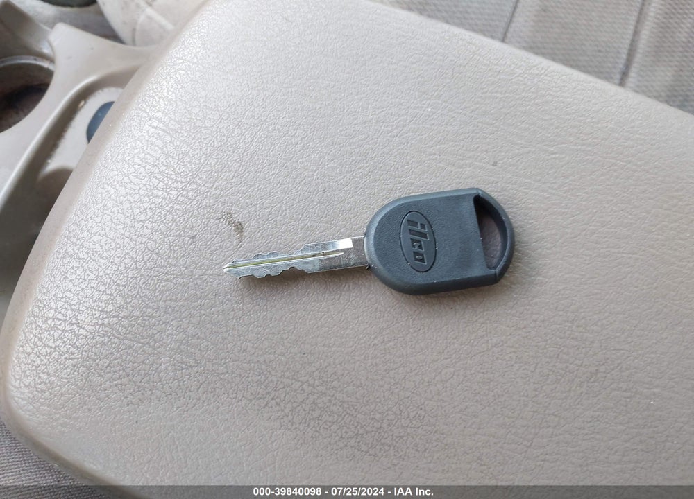 2004 FORD EXPLORER NBX/XLT VIN: 1FMZU73K94UA26205