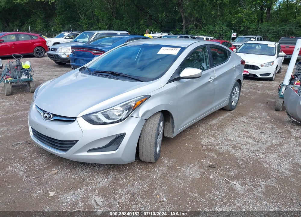 2016 HYUNDAI ELANTRA SE VIN: 5NPDH4AE6GH793894