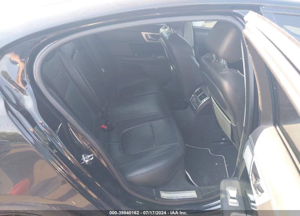 2013 JAGUAR XF V6 SC VIN: SAJWA0E72D8S73527