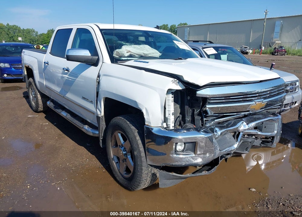 2015 CHEVROLET SILVERADO 2500HD LTZ VIN: 1GC1KWE8XFF103464