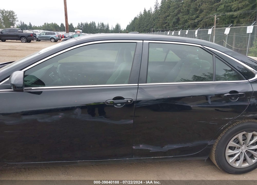 2017 TOYOTA CAMRY LE VIN: 4T1BF1FKXHU430396