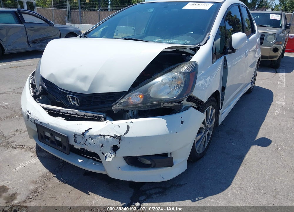 2012 HONDA FIT SPORT VIN: JHMGE8H53CS005988