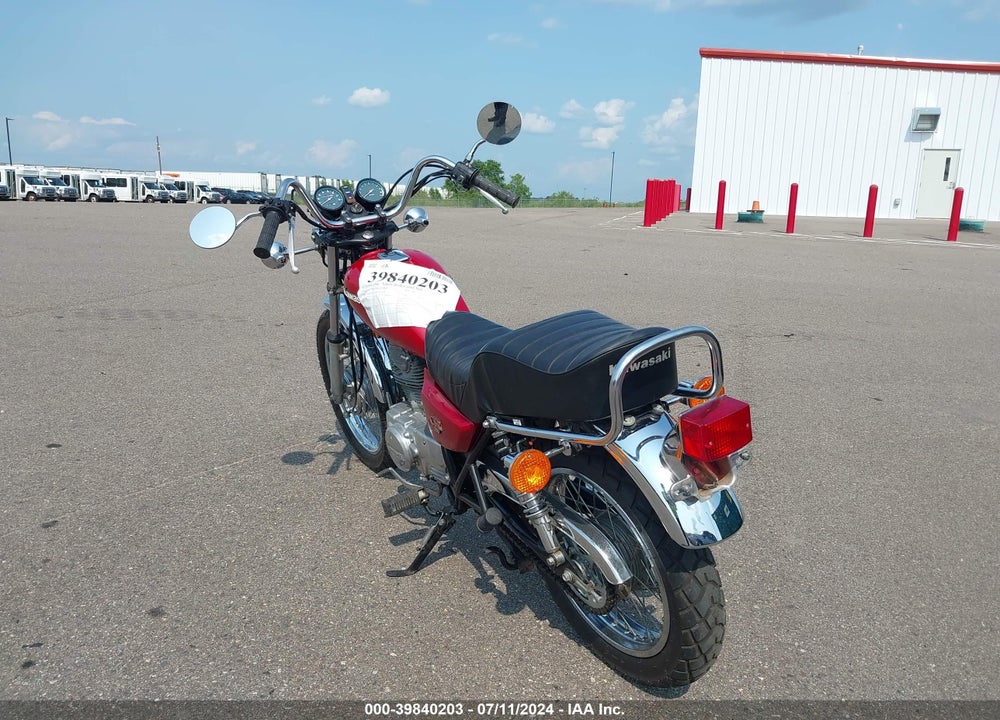 1981 KAWASAKI KZ250 D VIN: JKAKZMD15BA015528