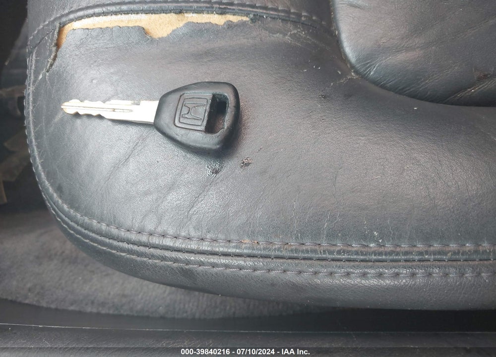 2001 HONDA ACCORD 2.3 EX VIN: 1HGCG32531A031727
