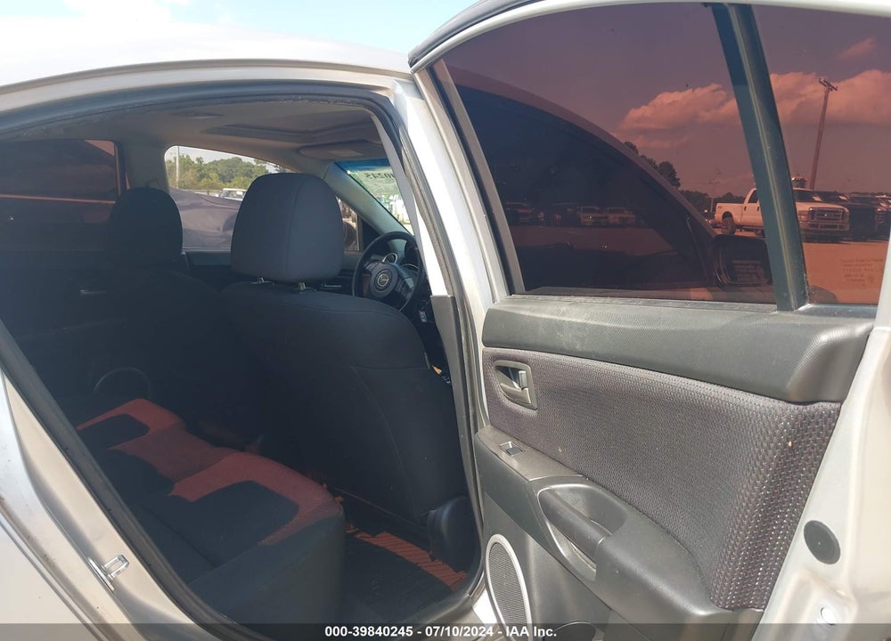 2007 MAZDA 3 S TOURING VIN: JM1BK323571664973