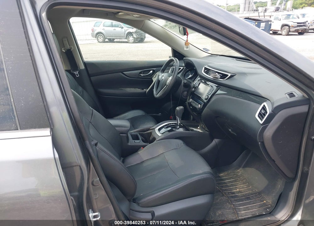 2015 NISSAN ROGUE SL VIN: 5N1AT2MV2FC903931