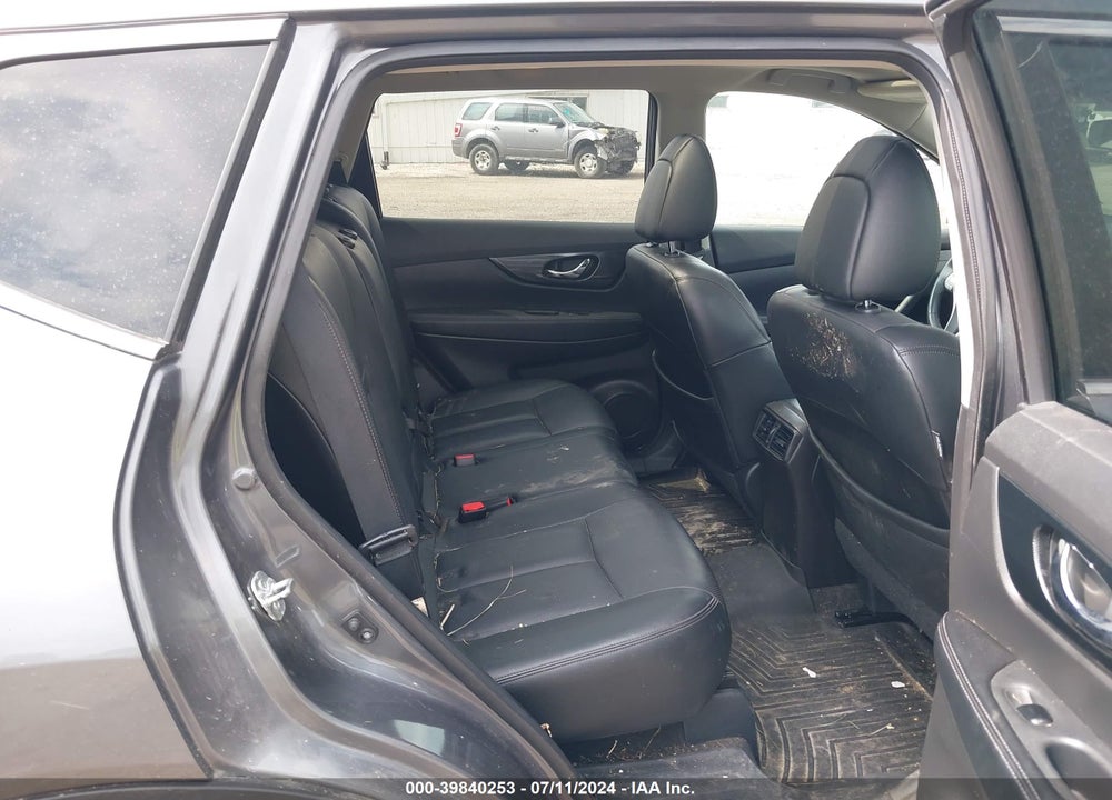 2015 NISSAN ROGUE SL VIN: 5N1AT2MV2FC903931
