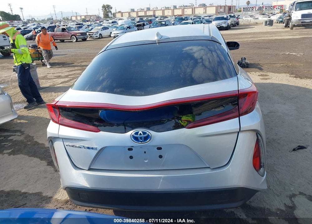 2021 TOYOTA PRIUS PRIME LE VIN: JTDKAMFP1M3180742