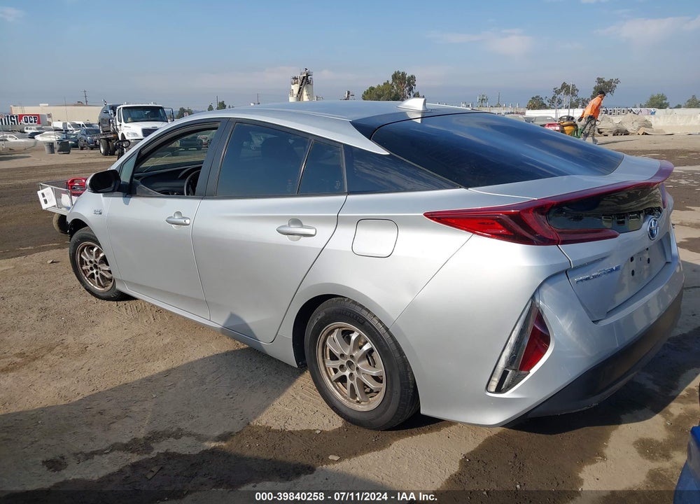 2021 TOYOTA PRIUS PRIME LE VIN: JTDKAMFP1M3180742